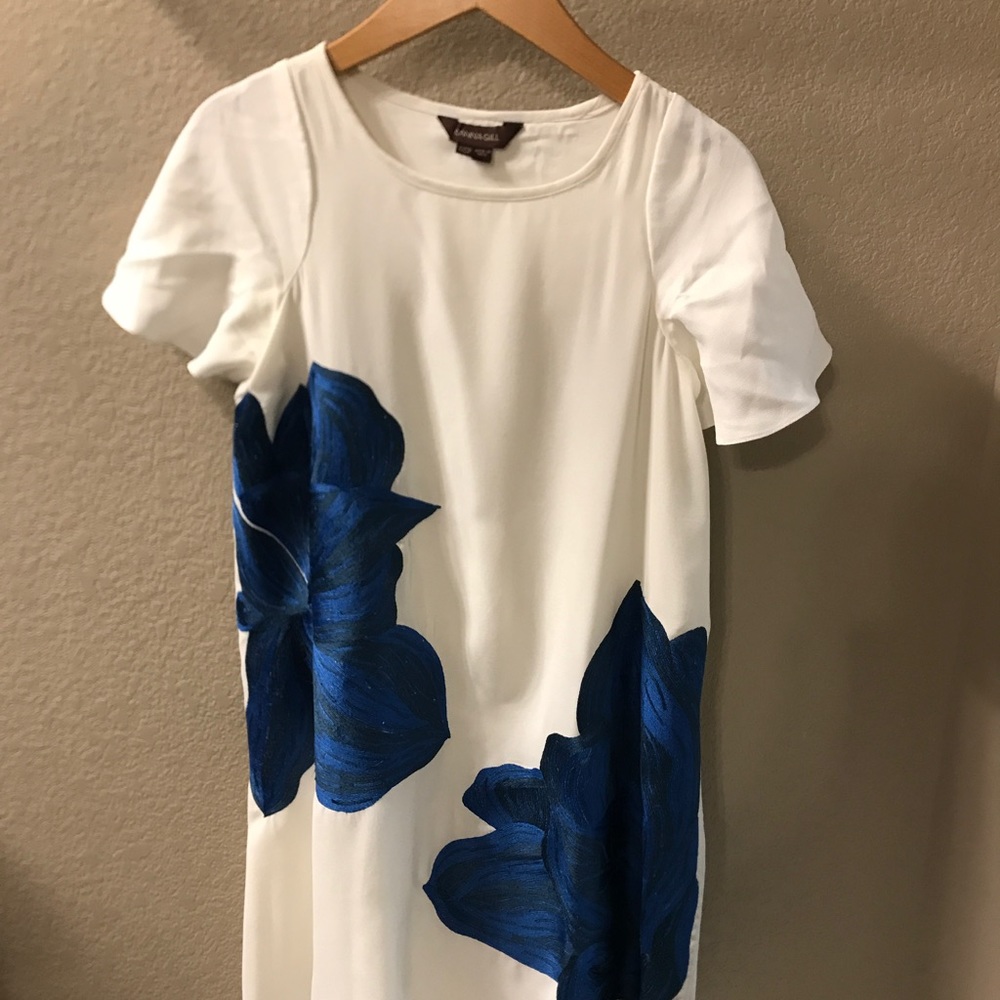 Ranna Gill Anthropologie embroidered shift dress